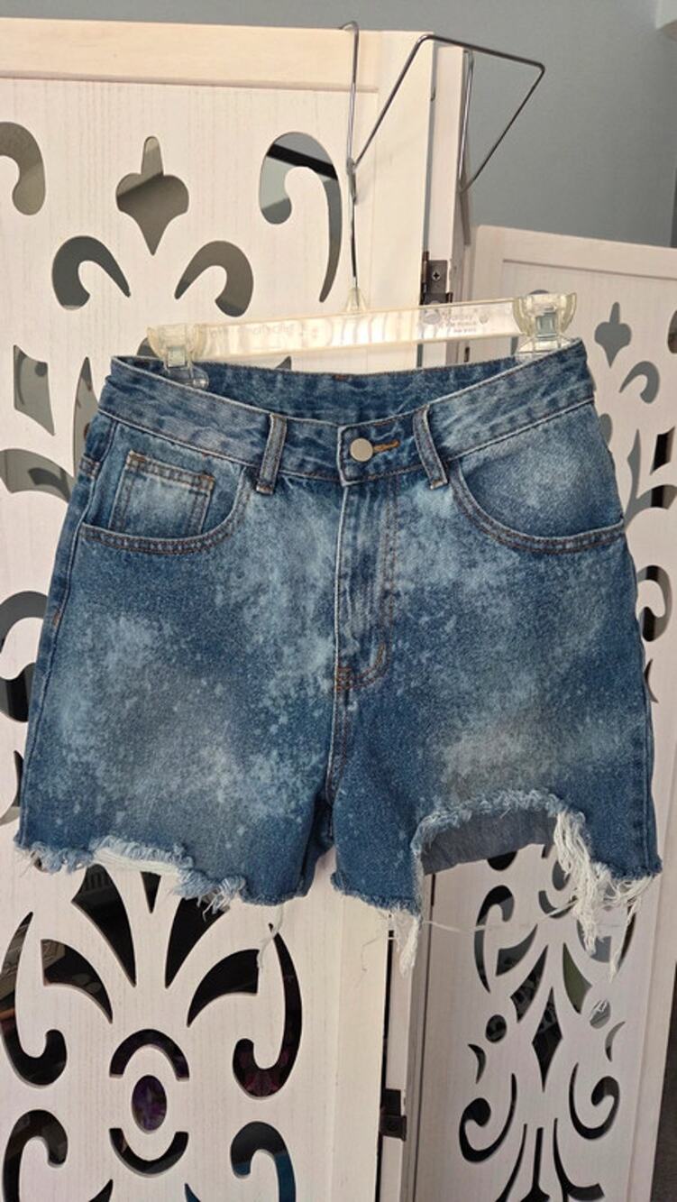 Acid Wash Distressed Denim Shorts High Waisted Fray Hem Cutoff Jean Shorts Small